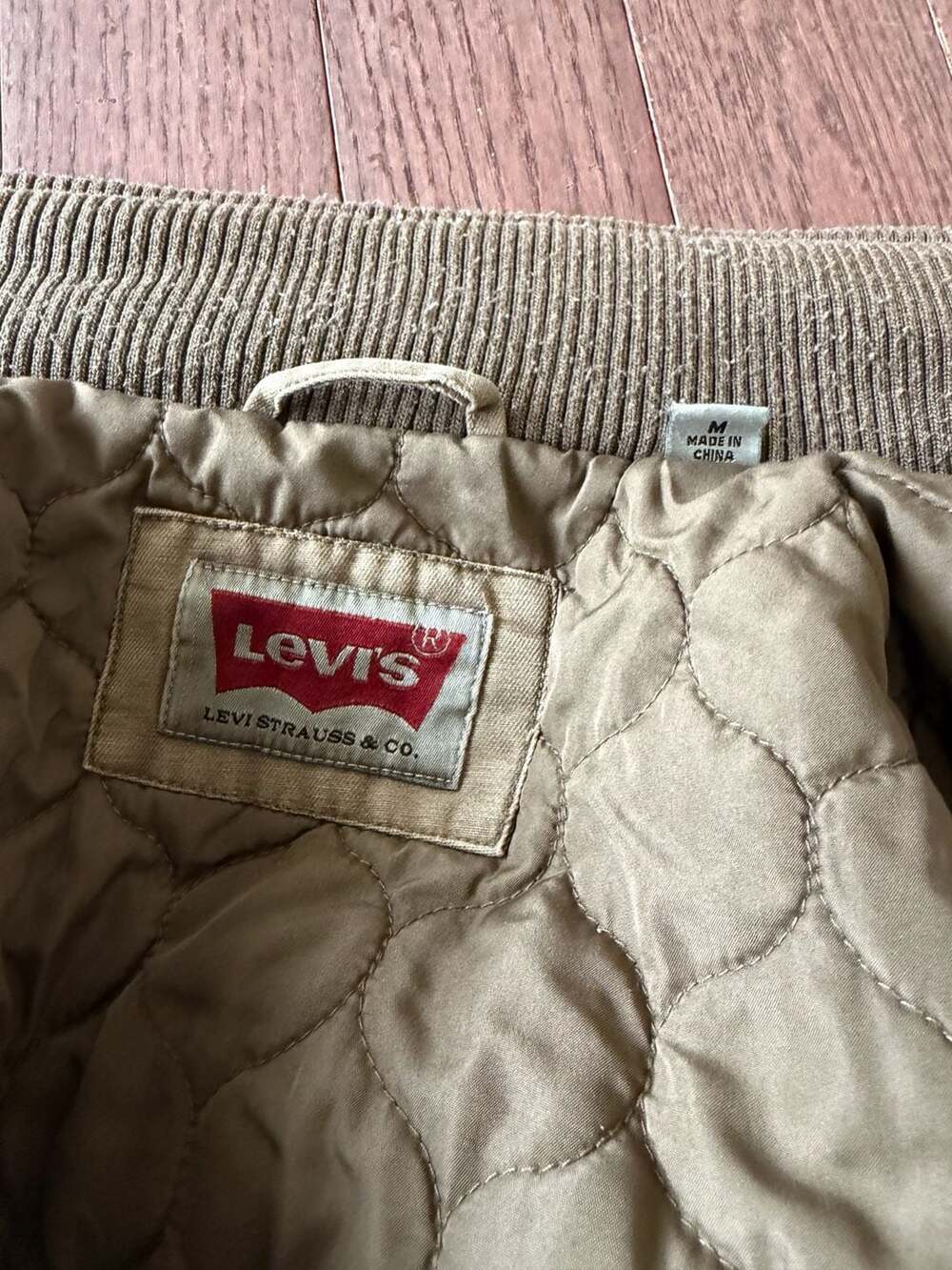 Levi's Quilted Lined Bomber Jacket Tan Size M